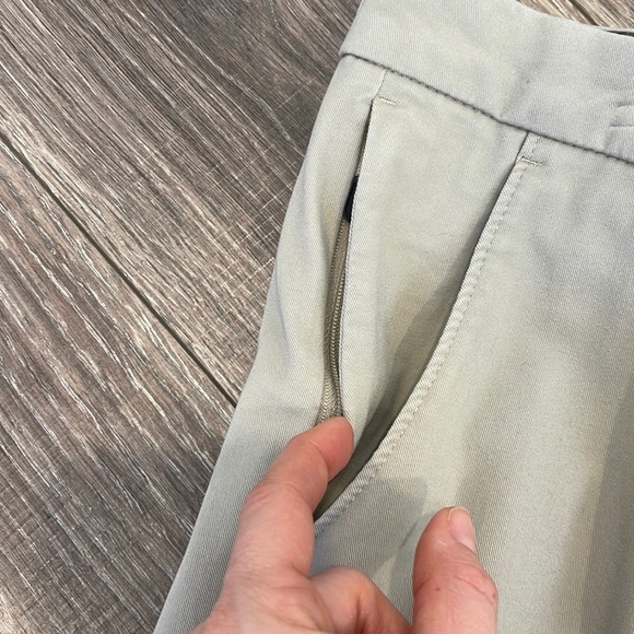 33x32 Mens DOCKERS slim tapered fit Pants - Picture 4 of 6